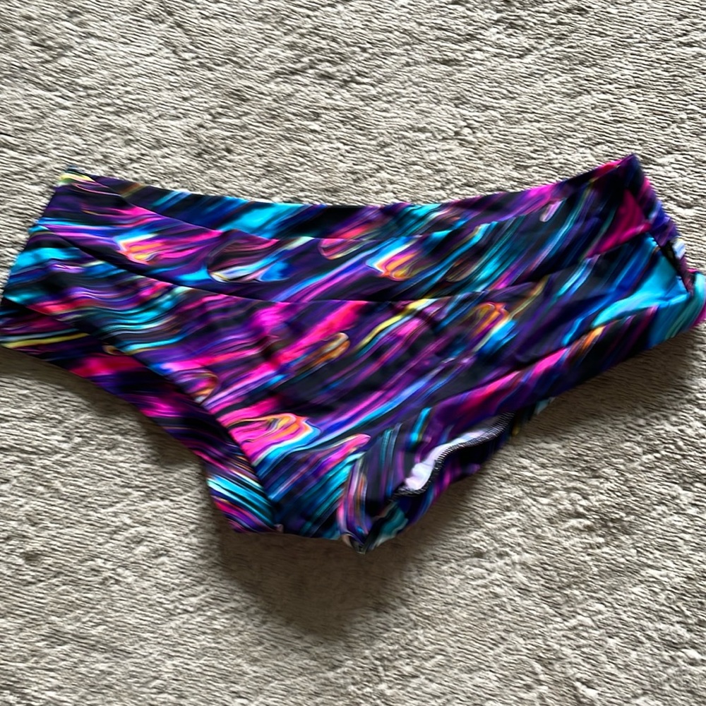 Cleo’s pole shorts